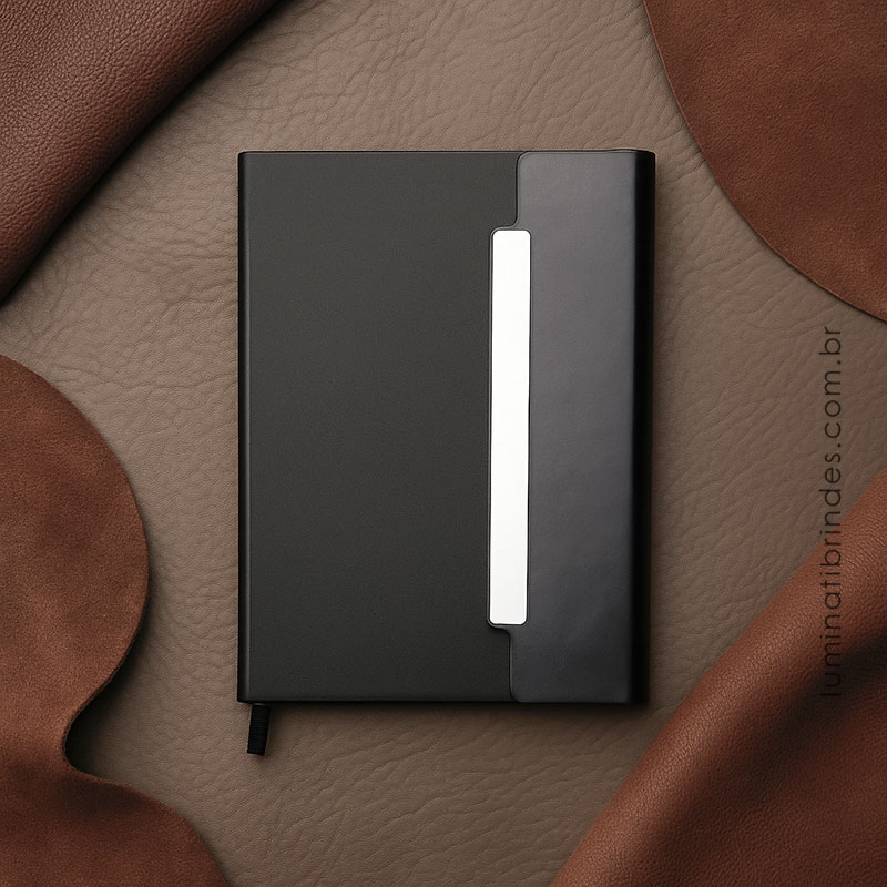 Caderno Essenza Personalizado com Fecho Imantado